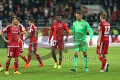 1. Bundesliga - Fußball - FC Ingolstadt 04 - Eintracht Frankfurt - 0:2 - Spiel ist aus, Niederlage Ratlosigkeit Torwart Örjan Haskjard Nyland (1, FCI)