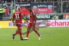 1. Bundesliga - Fußball - FC Ingolstadt 04 - Borussia Dortmund - Tor Jubel 2:0 durch Darío Lezcano (11, FCI) Roger de Oliveira Bernardo (8, FCI)