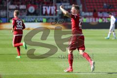 1. Bundesliga - Fußball - FC Ingolstadt 04 - Bayer 04 Leverkusen - Tor Jubel 1:0 Führung durch Sonny Kittel (21, FCI) Herz Zeichen
