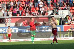 1. Bundesliga - Fußball - FC Ingolstadt 04 - 1. FSV Mainz 05 - Sieg Spiel 2:1 ist aus, Jubel mit den Fans Torwart Örjan Haskjard Nyland (1, FCI) Pascal Groß (10, FCI)