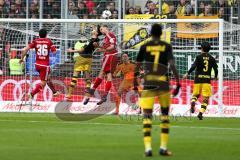 1. BL - Saison 2016/2017 - FC Ingolstadt 04 - Borussia Dortmund - Lukas Hinterseer (#16 FCI)  beim Kopfball  - Almog Cohen (#36 FCI) - Foto: Meyer Jürgen