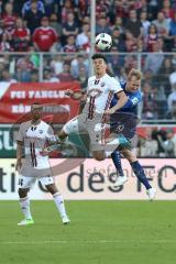 1. Bundesliga - Fußball - FC Ingolstadt 04 - SV Darmstadt 98 - Alfredo Morales (6, FCI)  Jan Rosenthal (10 Darmstadt) Kopfball