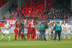 2. BL - Saison 2017/2018 - FC Heidenheim - FC Ingolstadt 04 - Die Mannschaft vor dem Spiel - Fans - Foto: Meyer Jürgen