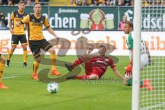 2. Bundesliga - Fußball - Dynamo Dresden - FC Ingolstadt 04 - Marcel Gaus (19, FCI) trifft zum 0:1 Tor Jubel Torwart Marvin Schwäbe (25 Dresden) keine Chance