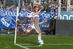 2. BL - Saison 2017/2018 - VFL Bochum - FC Ingolstadt 04 - Thomas Pledl (#30 FCI) beim Eckball -  Foto: Meyer Jürgen