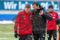 2. BL - Saison 2017/2018 - 1.FC Kaiserslautern - FC Ingolstadt 04 - Max Christiansen (#5 FCI) im Gespräch mit Andre Mijatovic (Co-Trainer FCI) - Foto: Meyer Jürgen