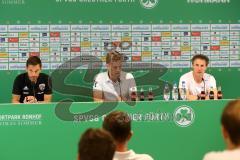 2. Bundesliga - Fußball - SpVgg Greuther Fürth FC Ingolstadt 04 - Pressekonferenz nach dem Spiel Cheftrainer Stefan Leitl (FCI) und rechts Cheftrainer Janos Radoki (Fürth)