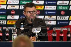 2. Bundesliga - Fußball - 1. FC Nürnberg - FC Ingolstadt 04 - Pressekonferenz nach dem Spiel Cheftrainer Michael Köllner (FCN)