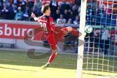 2. Bundesliga - Fußball - MSV Duisburg - FC Ingolstadt 04 - Stefan Kutschke (20, FCI) schnappt sich Ball und trifft zum Ausgleich Tor Jubel