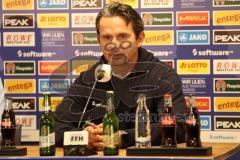 2. Bundesliga - Fußball - SV Darmstadt 98 - FC Ingolstadt 04 - Pressekonferenz nach dem Spiel Cheftrainer Dirk Schuster (Darmstadt)