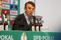 DFB Pokal - Fußball - SpVgg Greuther Fürth - FC Ingolstadt 04 - Pressekonferenz nach dem Spiel Cheftrainer Damir Buric (Fürth)
