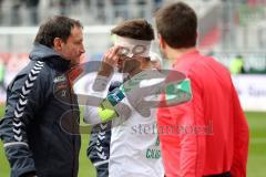 2. Bundesliga - Fußball - FC Ingolstadt 04 - SpVgg Greuther Fürth - Kopfverletzung Marco Caligiuri (13 Fürth)