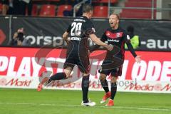 2. Bundesliga - Fußball - FC Ingolstadt 04 - SV Darmstadt 98 - Sonny Kittel (10, FCI) trifft zum 2:0 Tor Jubel mit Stefan Kutschke (20, FCI)