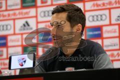 2. Bundesliga - Fußball - FC Ingolstadt 04 - SpVgg Greuther Fürth - Pressekonferenz nach dem Spiel Cheftrainer Stefan Leitl (FCI)