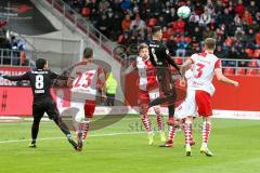 2. BL - Saison 2017/2018 - FC Ingolstadt 04 - Fortuna Düsseldorf - Alfredo Morales (#6 FCI) beim Kopfball - Niko Giesselmann (#23 Düsseldorf) - Almog Cohen (#8 FCI) - Foto: Meyer Jürgen