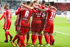 2. BL - Saison 2017/2018 - FC Ingolstadt 04 - MSV Duisburg - Hauke Wahl (#25 FCI) mit dem 1:1 Ausgleichstreffer - jubel - Alfredo Morales (#6 FCI) - Tobias Levels (#3 FCI) - Foto: Meyer Jürgen