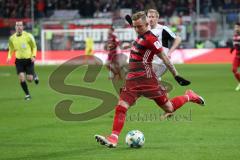 2. Bundesliga - Fußball - FC Ingolstadt 04 - SV Sandhausen - Sonny Kittel (10, FCI) zieht ab