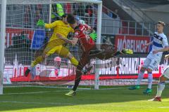 2. BL - Saison 2017/2018 - FC Ingolstadt 04 - Arminia Bielefeld - Stefan Kutschke (#20 FCI) mit dem Kopfball zum 1:0 Führungstreffer - jubel - Stefan Ortega Morena (Torwart #1 Bielefeld) - Foto: Meyer Jürgen