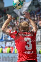2. BL - Saison 2017/2018 - FC Ingolstadt 04 - Arminia Bielefeld - Tobias Levels (#3 FCI) beim Einwurf - Foto: Meyer Jürgen