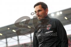 2. Bundesliga - Fußball - FC Ingolstadt 04 - SV Darmstadt 98 - Cheftrainer Stefan Leitl (FCI) Regen