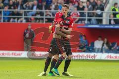 2. BL - Saison 2017/2018 - FC Ingolstadt 04 -1. FC Nürnberg - Almog Cohen (#8 FCI) zieht sich sein trikot über den Kopf nach einer Torchance - Stefan Kutschke (#20 FCI) - Foto: Meyer Jürgen