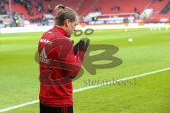 2. Bundesliga - Fußball - FC Ingolstadt 04 - FC St. Pauli - Patrick Ebert (7, FCI) betet vor dem Spiel