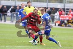 2. Bundesliga - Fußball - Testspiel - FC Ingolstadt 04 - SpVgg Unterhaching - Thomas Pledl (30, FCI) gegen Max Dombrowka (SpVgg 8)