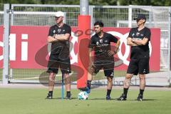 2. Bundesliga - Fußball - FC Ingolstadt 04 - Auftakttraining, neue Saison 2017/2018, Audi Sportpark Trainingsgelände - Cheftrainer Maik Walpurgis (FCI) Co-Trainer Ovid Hajou (FCI) Co-Trainer Michael Henke (FCI)