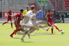 U 19 Bayernliga - Fußball - FC Ingolstadt 04 - FC Ismaning - 1:0 - Ingolstadt steigt in die Bundesliga auf, rechts Arjon Kryeziu