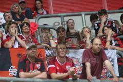 2. Bundesliga - Fußball - Fortuna Düsseldorf - FC Ingolstadt 04 - betrübte Ingolstadt Fans mitgereiste Enttäuschung
