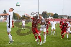 Regionalliga Bayern - Saison 2017/2018 - FC Ingolstadt 04 II - VFR Garching - Moritz Hartmann FCI II mit Gesichtsmaske beim Kopfball - Foto: Meyer Jürgen