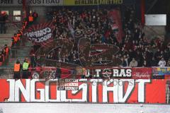2. Bundesliga - 1. FC Union Berlin - FC Ingolstadt 04 - Ingolstadt Fans mitgereist Jubel Fahnen Kurve