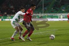 2. Bundesliga - SpVgg Greuther Fürth - FC Ingolstadt 04 - Darío Lezcano (11, FCI) Marco Caligiuri (13 Fürth)