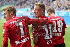 2. Bundesliga - MSV Duisburg - FC Ingolstadt 04 - Sonny Kittel (10, FCI) schlängelt sich durch trifft zum 1:3 Tor Jubel, Konstantin Kerschbaumer (7, FCI)