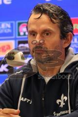 2. Bundesliga - SV Darmstadt 98 - FC Ingolstadt 04 - Pressekonferenz nach dem Spiel, Cheftrainer Dirk Schuster (Darmstadt)