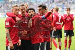 2. Bundesliga - MSV Duisburg - FC Ingolstadt 04 - Spiel ist aus, FCI Sieg 2:4, Jubel bei den Fans, Sonny Kittel (10, FCI) Marcel Gaus (19, FCI) Almog Cohen (8, FCI) Darío Lezcano (11, FCI)