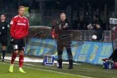 2. Bundesliga - SpVgg Greuther Fürth - FC Ingolstadt 04 - Cheftrainer Jens Keller (FCI) feuert an