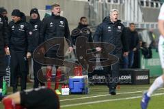 2. Bundesliga - SpVgg Greuther Fürth - FC Ingolstadt 04 - rechts Cheftrainer Jens Keller (FCI) beschwert sich über Foul an Stefan Kutschke (20, FCI)