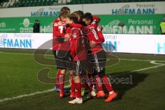 2. Bundesliga - SpVgg Greuther Fürth - FC Ingolstadt 04 - Tor Jubel 0:1 von Darío Lezcano (11, FCI) mit Thomas Pledl (30, FCI) Konstantin Kerschbaumer (7, FCI) Almog Cohen (8, FCI)