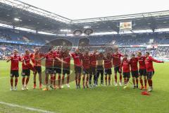 2. Bundesliga - MSV Duisburg - FC Ingolstadt 04 - Spiel ist aus, FCI Sieg 2:4, Jubel bei den Fans, Tanz Gesang singen