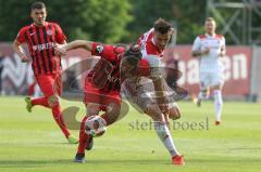 2. Bundesliga - Fußball - Stefan Kutschke (20, FCI)  - Sascha Mockenhaupt (4 SVW)  - SV Wehen Wiesbaden - FC Ingolstadt 04 -