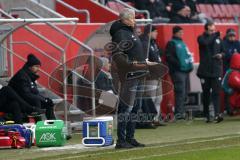 2. Bundesliga - FC Ingolstadt 04 - 1. FC Heidenheim - Cheftrainer Jens Keller (FCI) regt sich auf