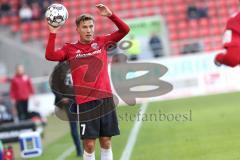2. Bundesliga - FC Ingolstadt 04 - DSC Arminia Bielefeld - Einwurf Konstantin Kerschbaumer (7, FCI)