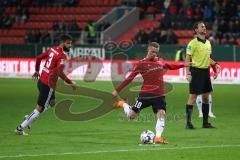 2. Bundesliga - FC Ingolstadt 04 - 1. FC Union Berlin - Freistoß Sonny Kittel (10, FCI), links Lucas Galvao (3 FCI)