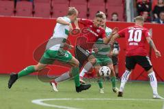 2. BL - Saison 2018/2019 - FC Ingolstadt 04 - Thorsten Röcher (#29 FCI) setzt sich durch - Sonny Kittel (#10 FCI) - Foto: Meyer Jürgen