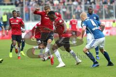 2. Bundesliga - FC Ingolstadt 04 - Hamburger SV - Konstantin Kerschbaumer (7, FCI) Osayamen Osawe (14, FCI) van Drongelen, Rick (4 HSV)