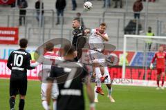 2. BL - Saison 2018/2019 - FC Ingolstadt 04 - MSV Duisburg - Benedikt Gimber (#5 FCI) beim Kopfball - Foto: Meyer Jürgen
