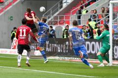 2. BL - Saison 2018/2019 - FC Ingolstadt 04 - Darmstadt 98 - Stefan Kutschke (#20 FCI) beim Kopfball - Torwart Heuer Fernandes, Daniel (Darmstadt 1)  - Foto: Meyer Jürgen