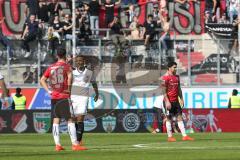 2. Bundesliga - Fußball - FC Ingolstadt 04 - SV Sandhausen - Spiel ist aus, hängende Käpfe bei FCI, Fatih Kaya (36, FCI) Almog Cohen (8, FCI)