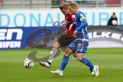 2. BL - Saison 2018/2019 - FC Ingolstadt 04 - Darmstadt 98 - Konstantin Kerschbaumer (#7 FCI) - Holland, Fabian (Darmstadt 32)  - Foto: Meyer Jürgen